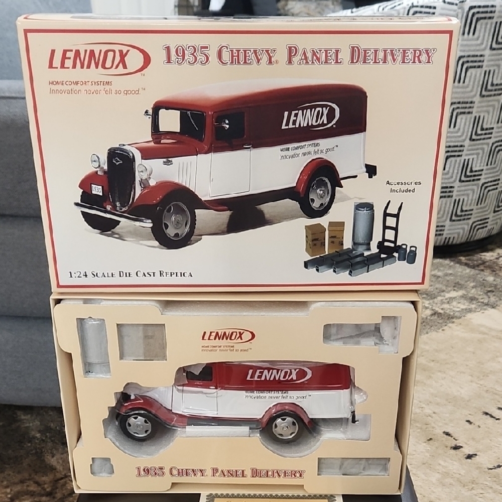 Lenox 1935 Chevy Panel Delivery Die-Cast Model - Red & White (Collectibles)